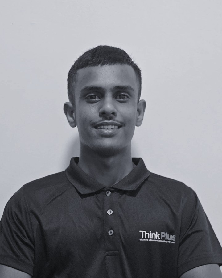 A member of the ThinkPlus visa and document team