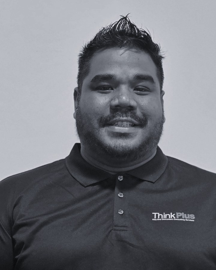 A member of the ThinkPlus visa and document team